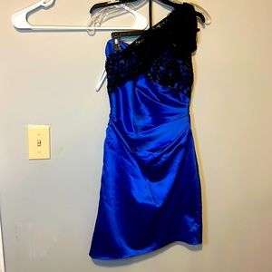 Blue dress